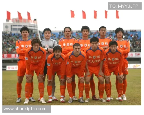 2018年鲁能与重庆精彩对决比赛录像回顾与分析