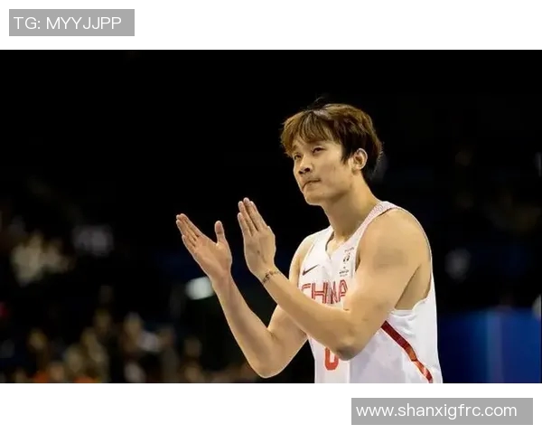 丁彦雨航再战辽宁展现超强实力引发球迷热议与期待 丁彦雨航再战辽宁展现超强实力引发球迷热议与期待