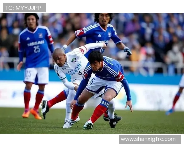 大分三神迎战新泻挑战赛季巅峰对决展现足球魅力与激情