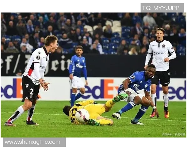 沙尔克遗憾战平奥格斯堡,保级路途再添阻力