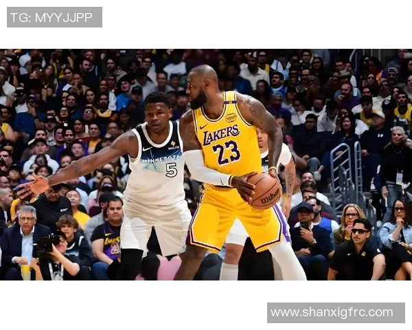 詹姆斯三双助湖人主场击败森林狼,强势开启赛季新篇章 詹姆斯三双助湖人主场击败森林狼,强势开启赛季新篇章