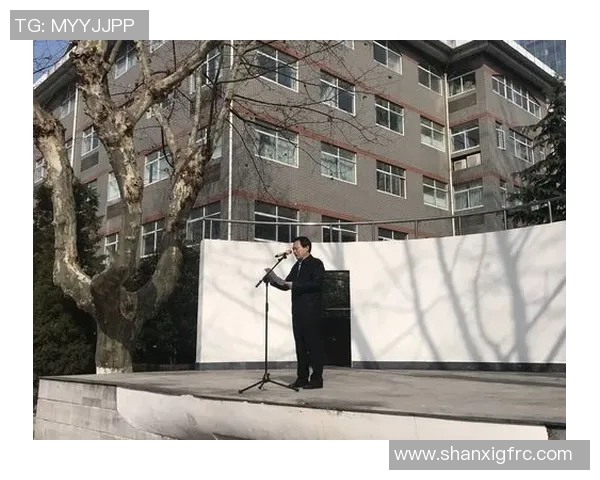 许钟豪的奋斗历程与成功秘诀揭示了年轻人的成长之路与梦想追求