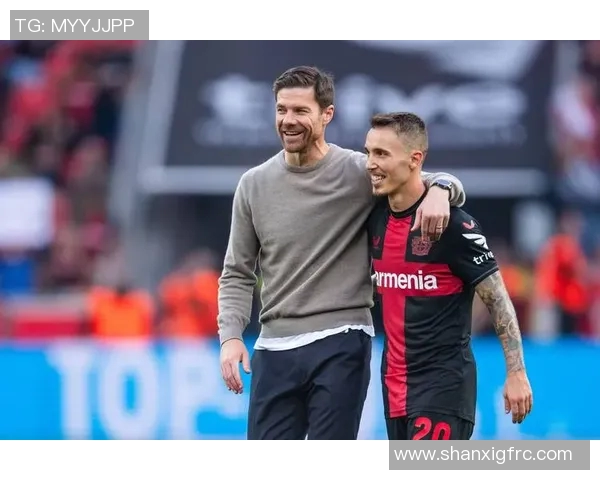 哈维阿隆索退役后新篇章正式执教皇马青年队开启足球生涯新征程